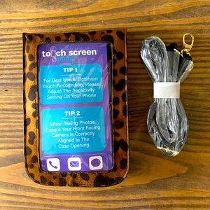 Cheetah Print Touchscreen Crossbody Phone Purse